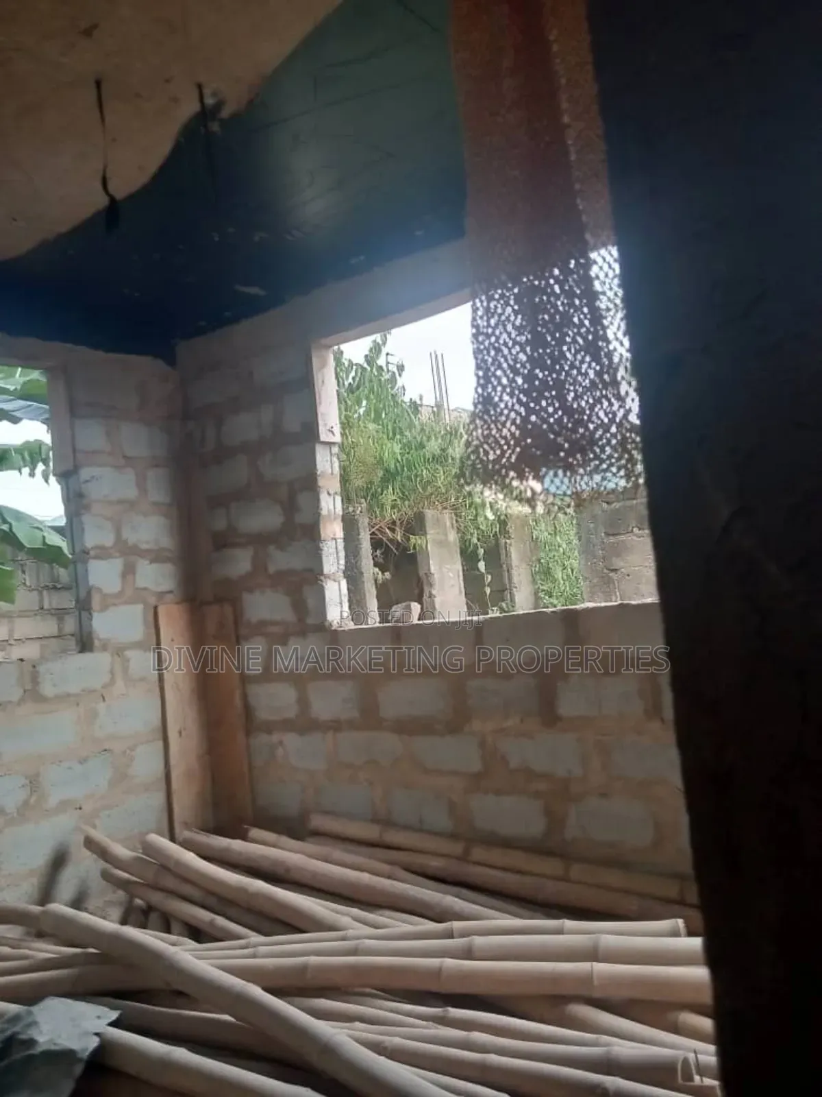 4bdrm House In Franco Estates Area, Ofankor For Sale