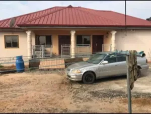 7bdrm House in Kasoa, Ngleshie Amanfro for sale