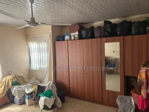 7bdrm House in Kasoa, Ngleshie Amanfro for sale