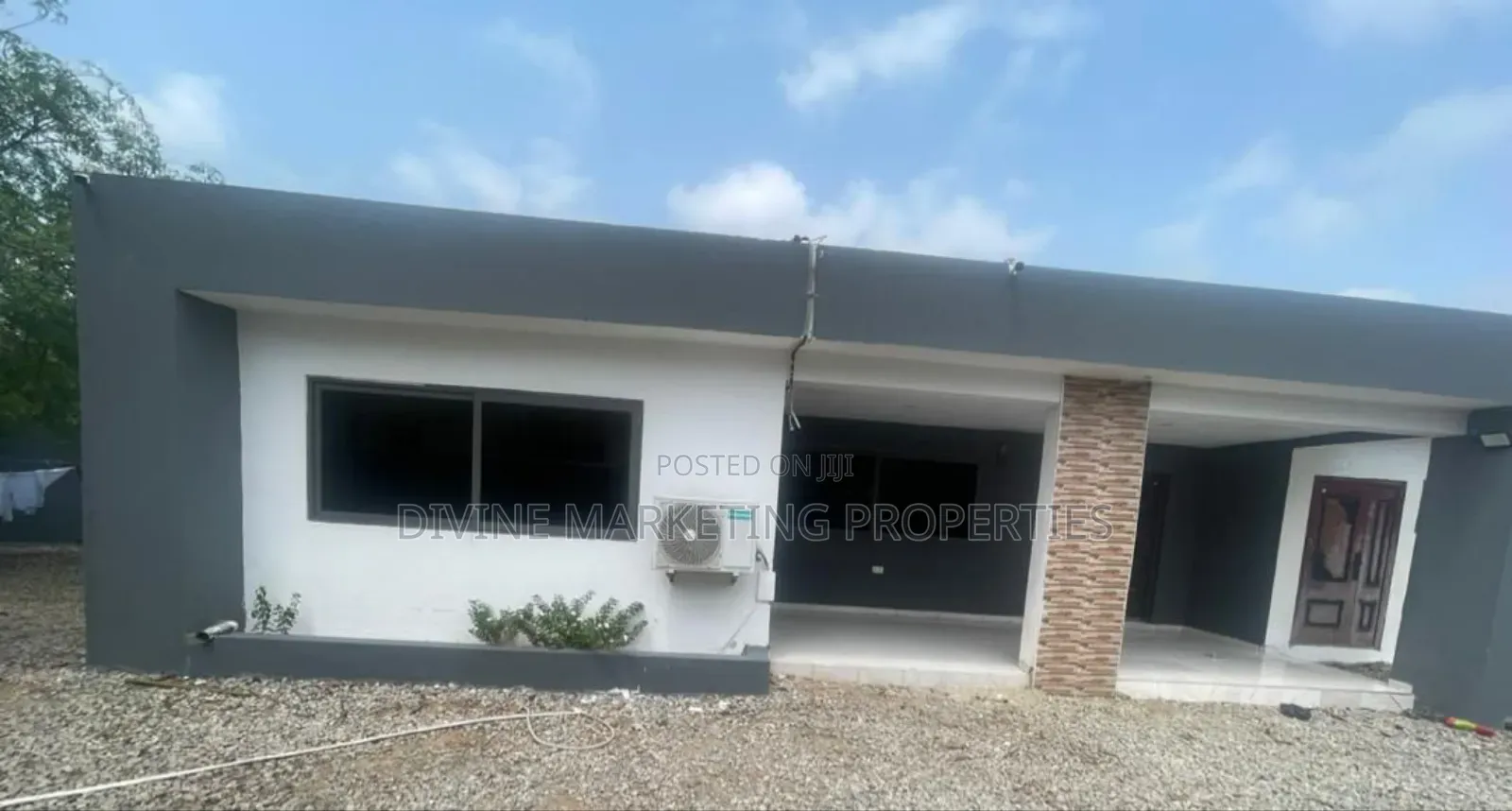 2bdrm Apartment in Academic University, ECOMOG for rent