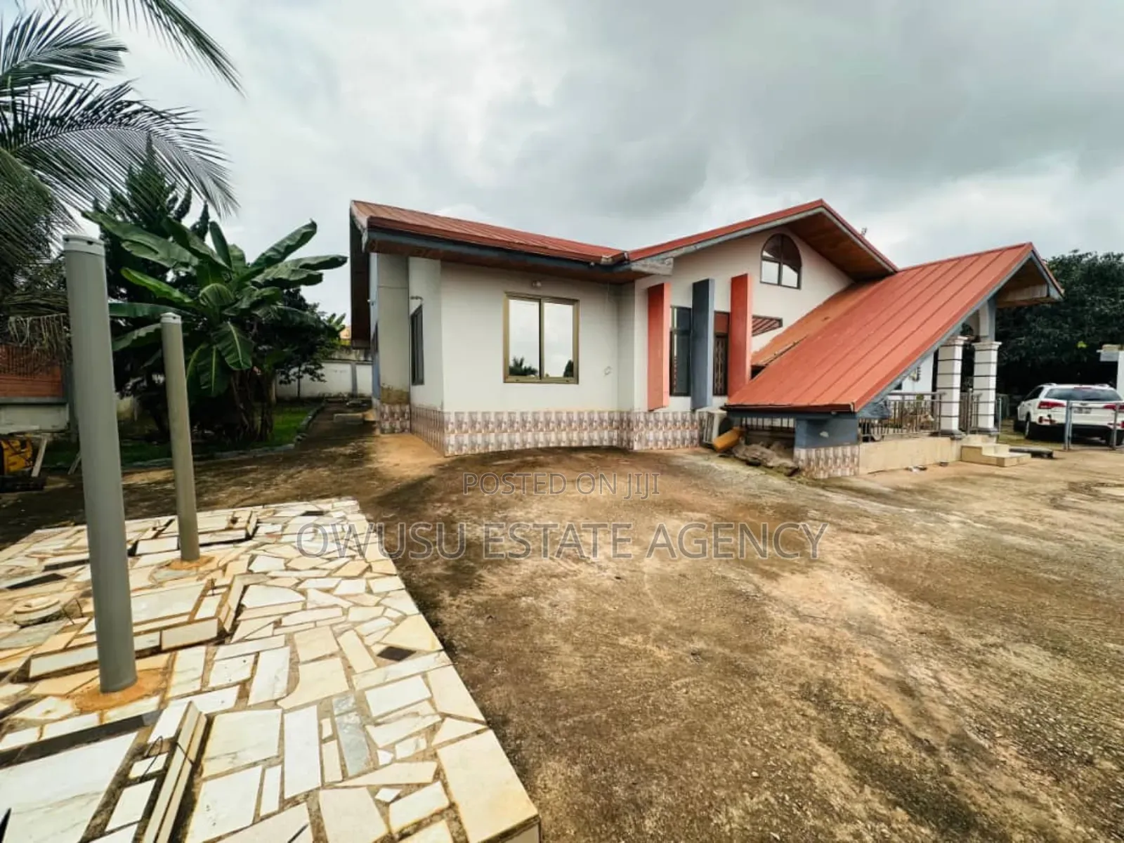 5bdrm House in Santasi Nkronza, Kumasi Metropolitan for sale