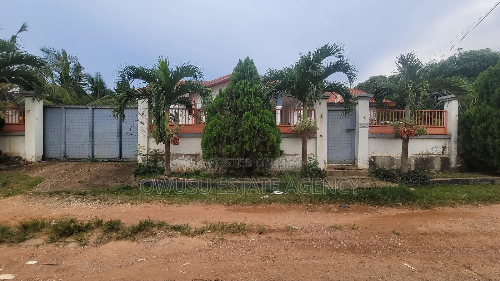 5bdrm House in Santasi Nkronza, Kumasi Metropolitan for sale