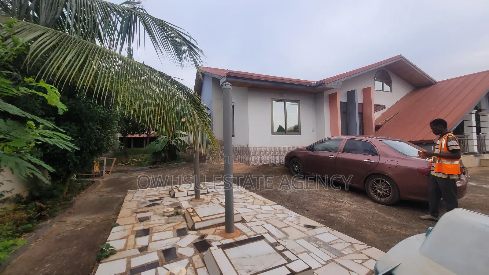 5bdrm House in Santasi Nkronza, Kumasi Metropolitan for sale