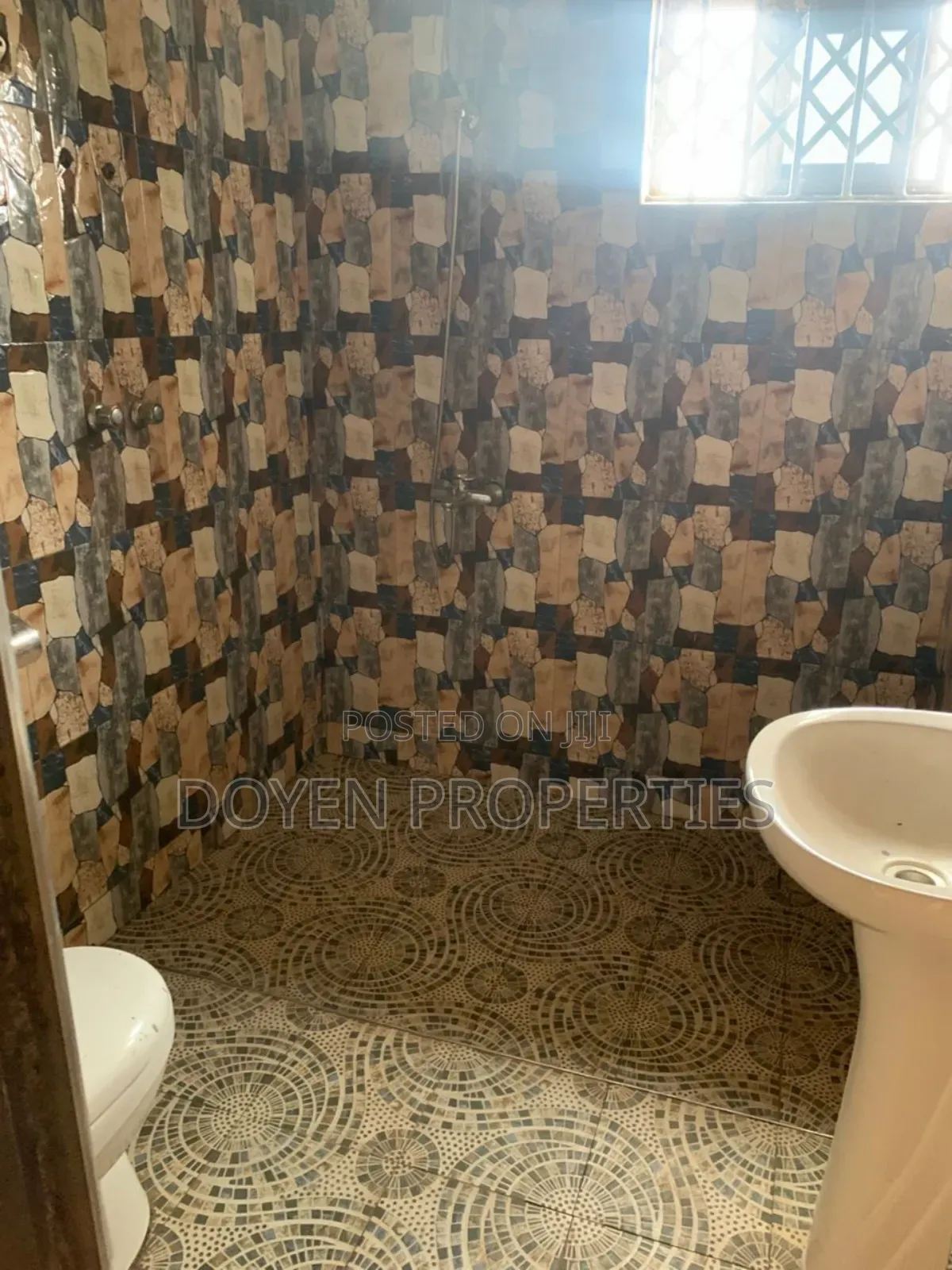 3bdrm Apartment in Doyen Properties, Tamale Municipal for rent