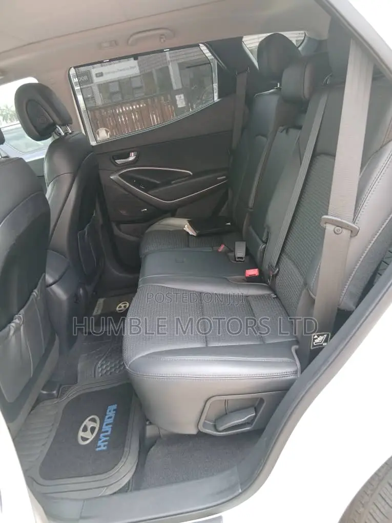 Hyundai Santa Fe 2014 White