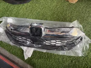 Honda CRV 2017 Top Grille Available