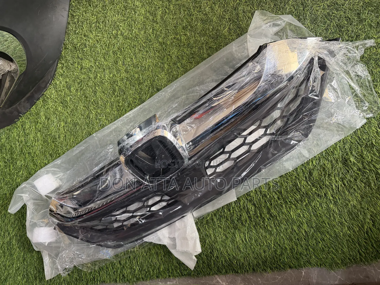 Honda CRV 2017 Top Grille Available