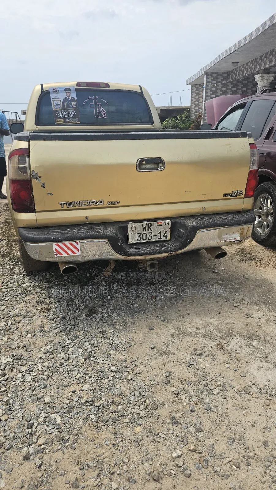 Toyota Tundra 2010 Gold