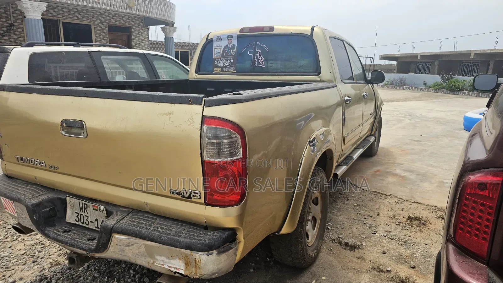 Toyota Tundra 2010 Gold