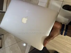 Laptop Apple MacBook 2015 32GB Intel Core i5 SSD 128GB
