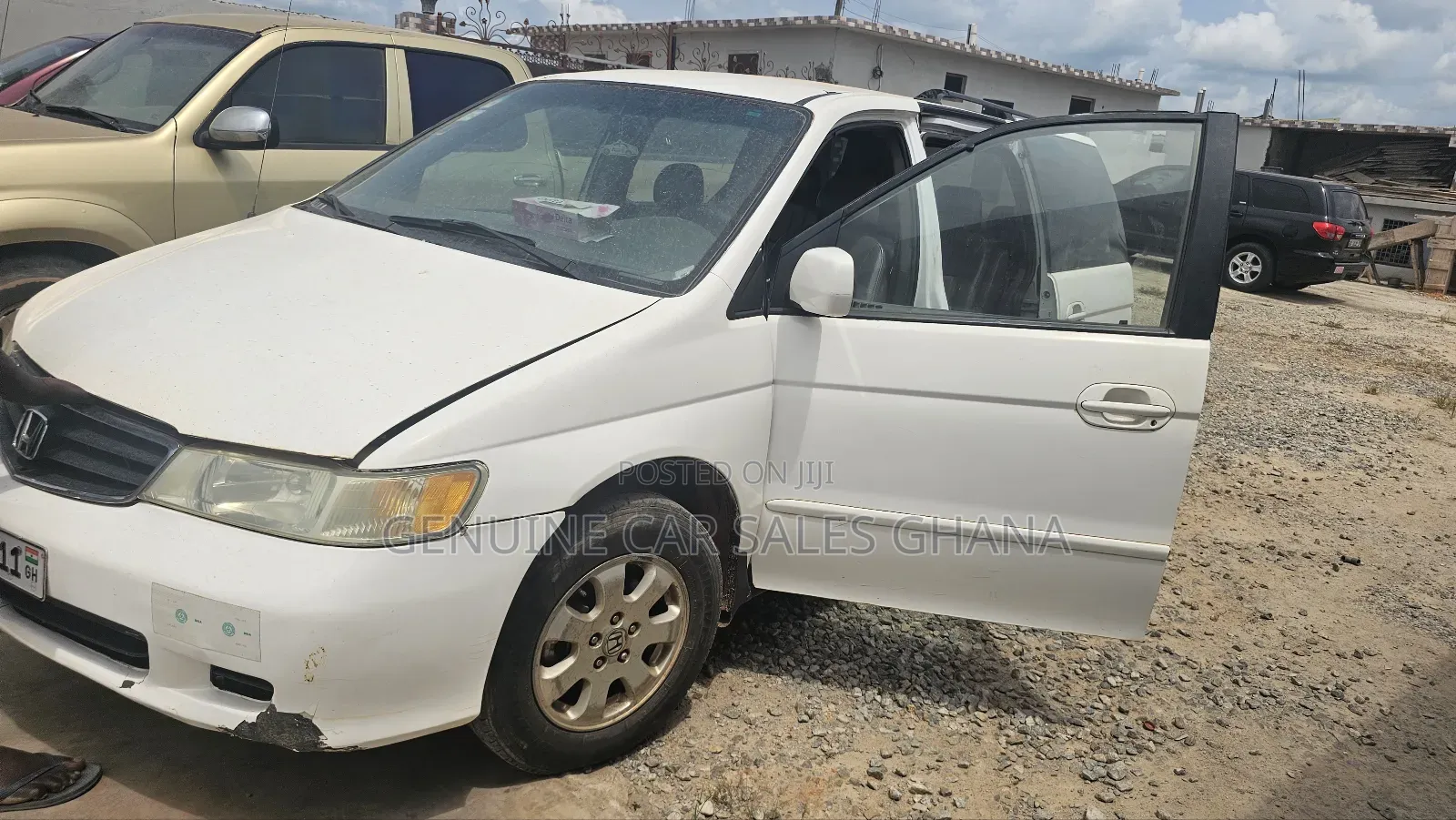 Honda Odyssey Touring 2011 White
