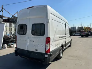 Ford E350 2015 White