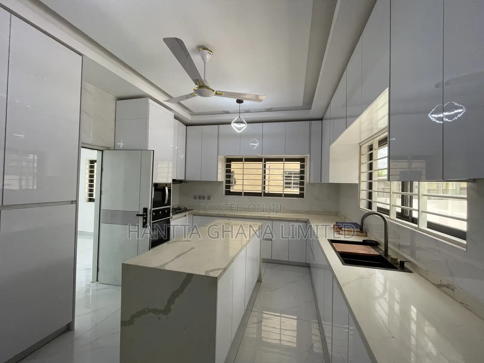 4bdrm House in West Legon, Medifem Area for sale