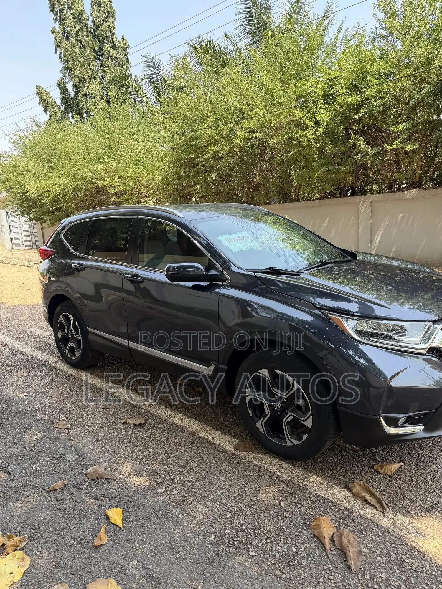 Honda CR-V Touring AWD 2019 Gray
