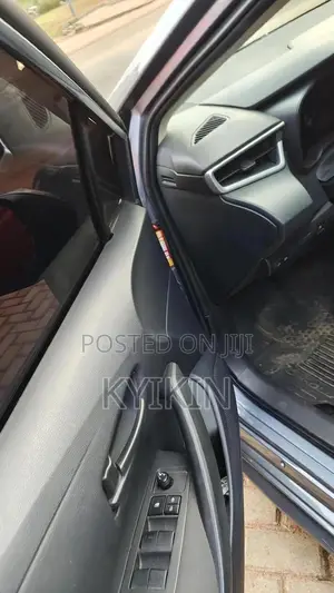 Toyota Corolla LE 2022 Blue