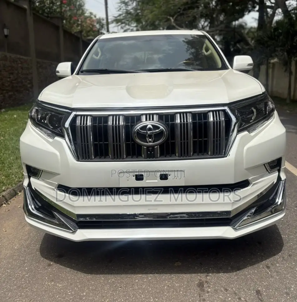 Toyota Land Cruiser Prado 2017 White