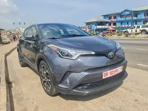 Toyota C-HR LE FWD 2019 Gray