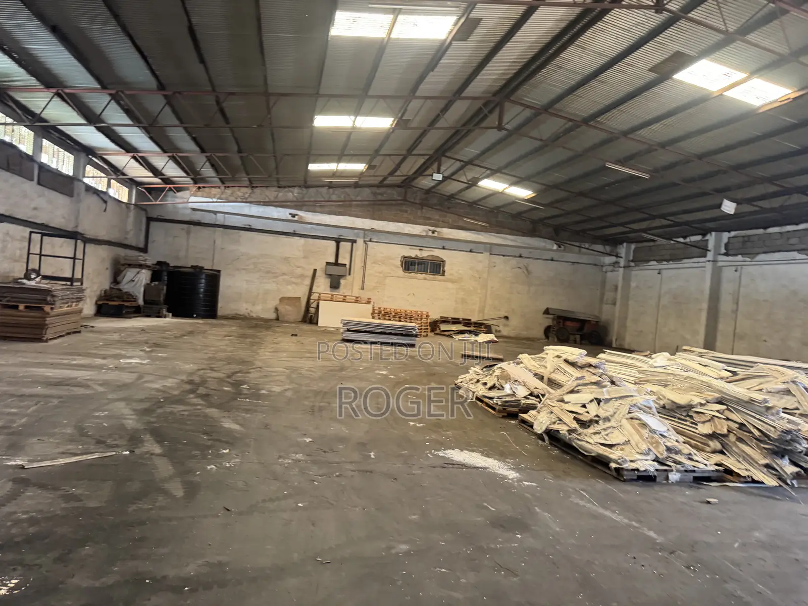 1100 SQM Warehouse for Rent at North Industrial Area
