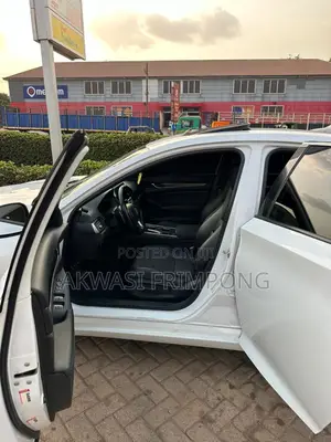 Honda Accord Sport (1.5L 4cyl Turbo CVT) 2019 White