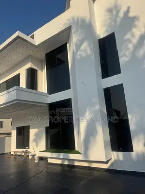 4bdrm House in Ashongman Estate, Pure Water for sale
