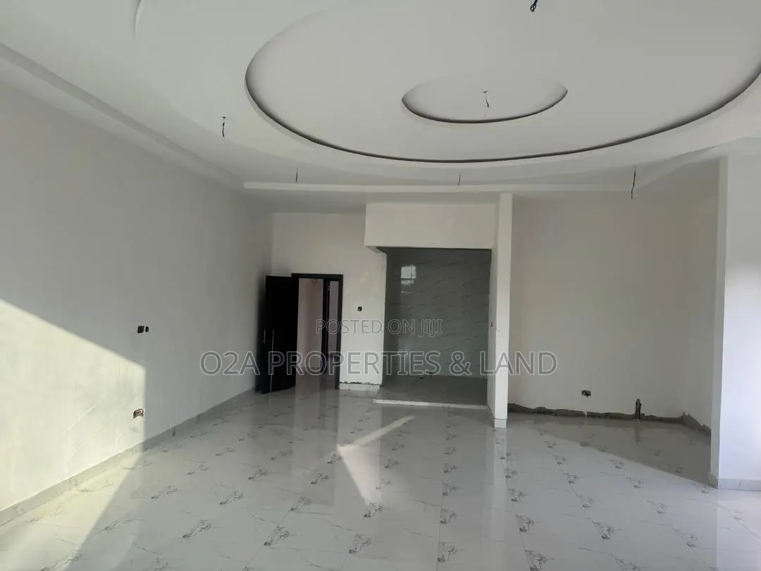 4bdrm House in Ashongman Estate, Pure Water for sale