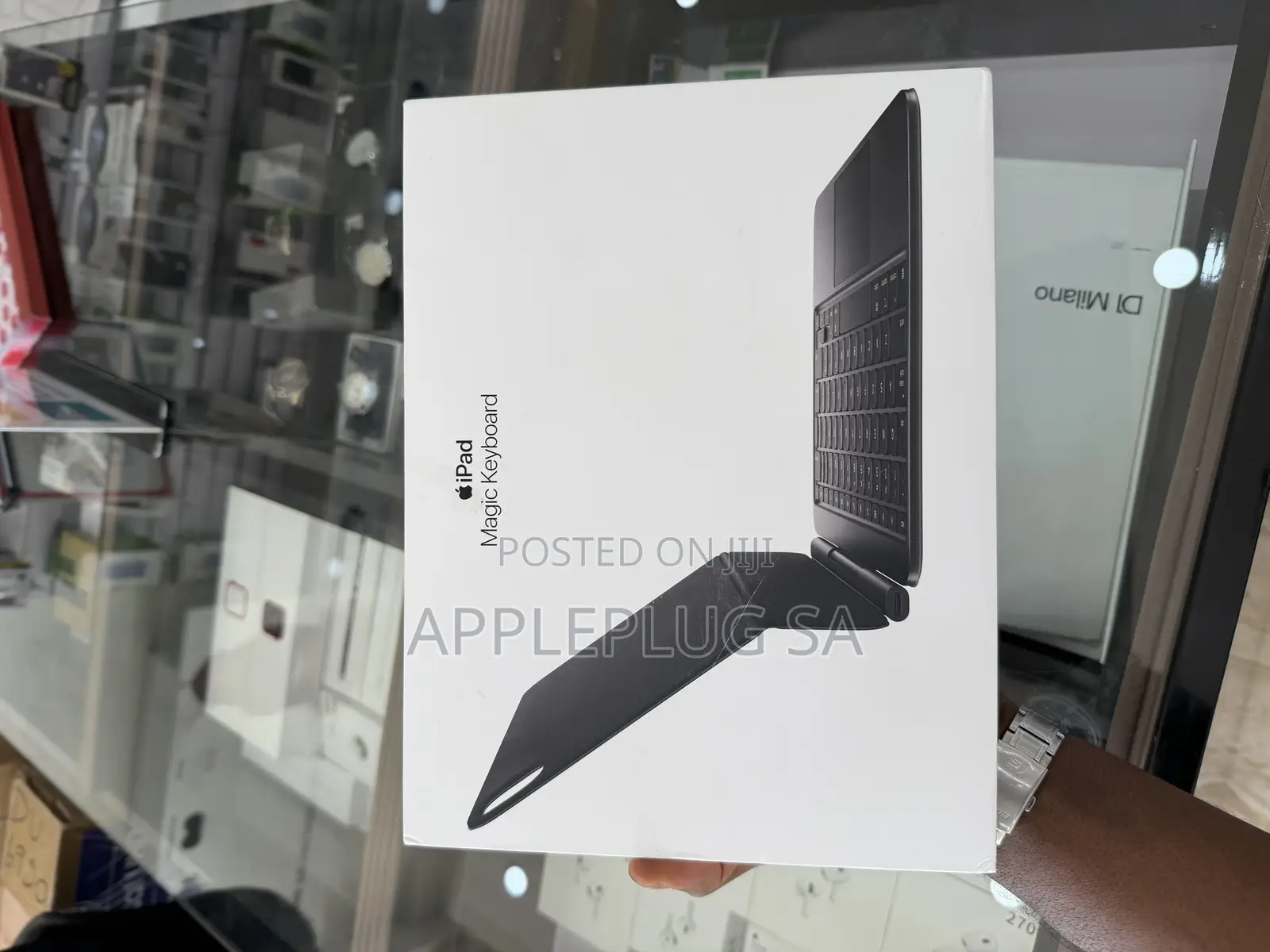 Magic Keyoard 11-Inch M4 and M5 Chip