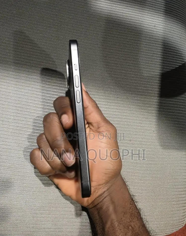Apple iPhone 15 128 GB Black