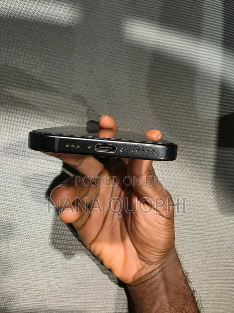 Apple iPhone 15 128 GB Black