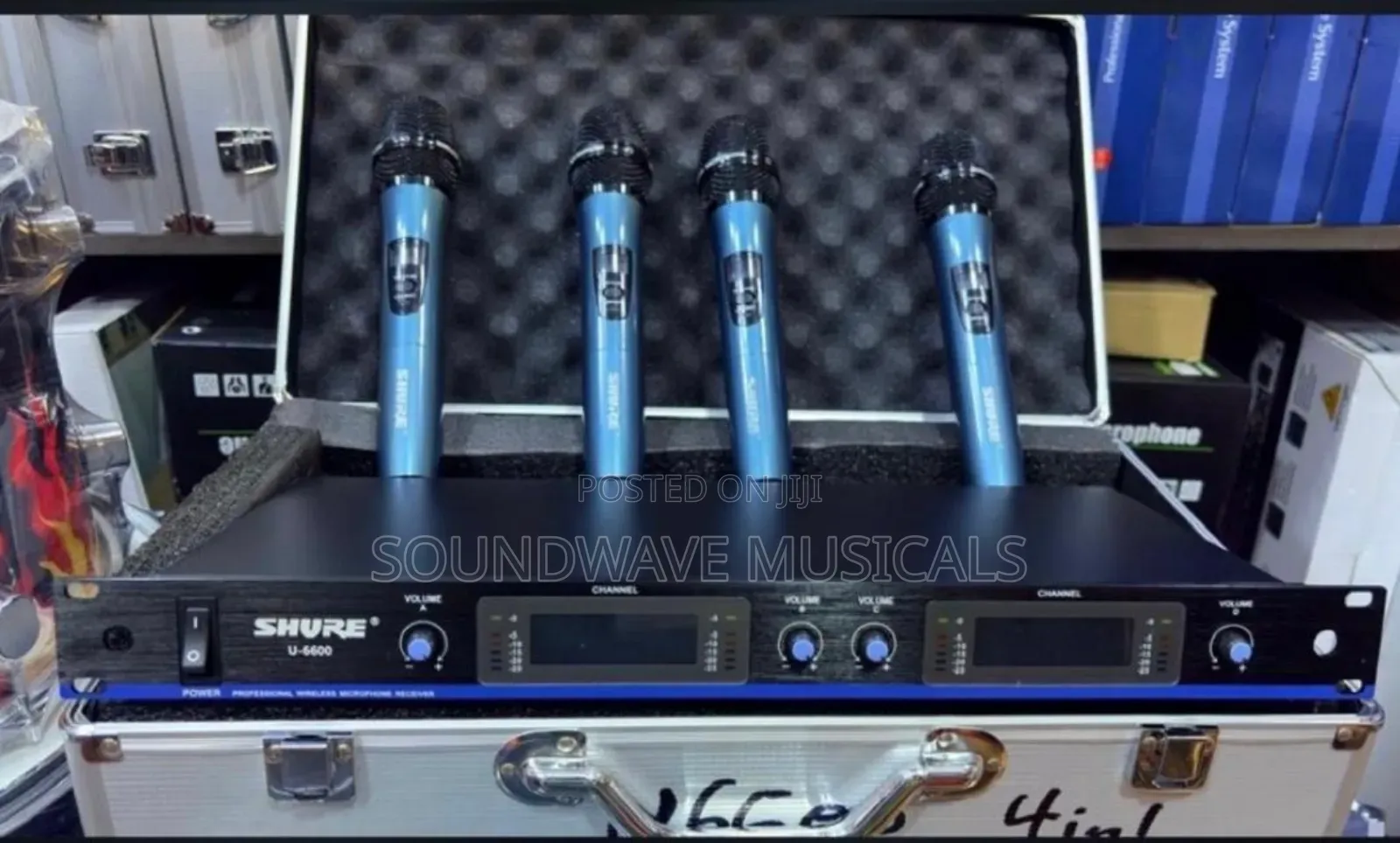 Shura Cordless Microphone 4in1