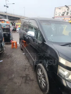Toyota Voxy 2013 Black