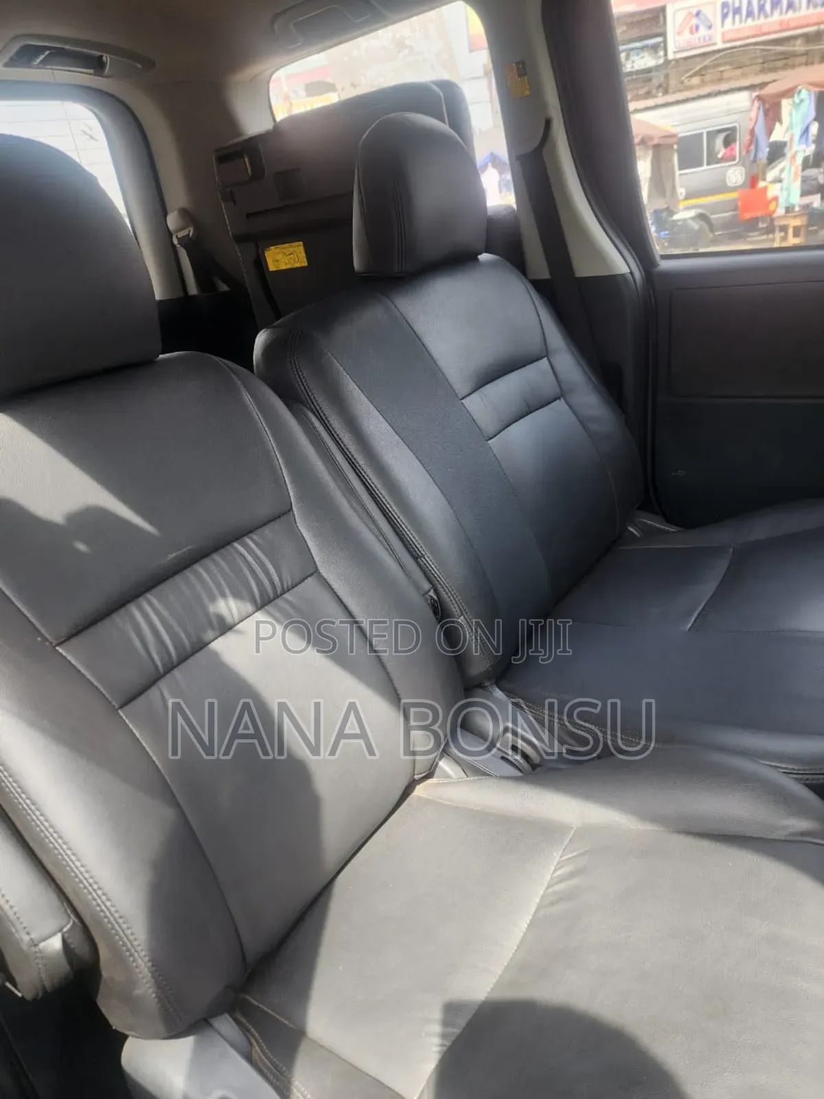 Toyota Voxy 2013 Black