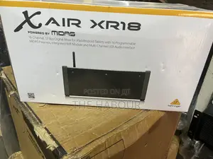 Behringer Xair Xr18 18-Channel Digital Mixer