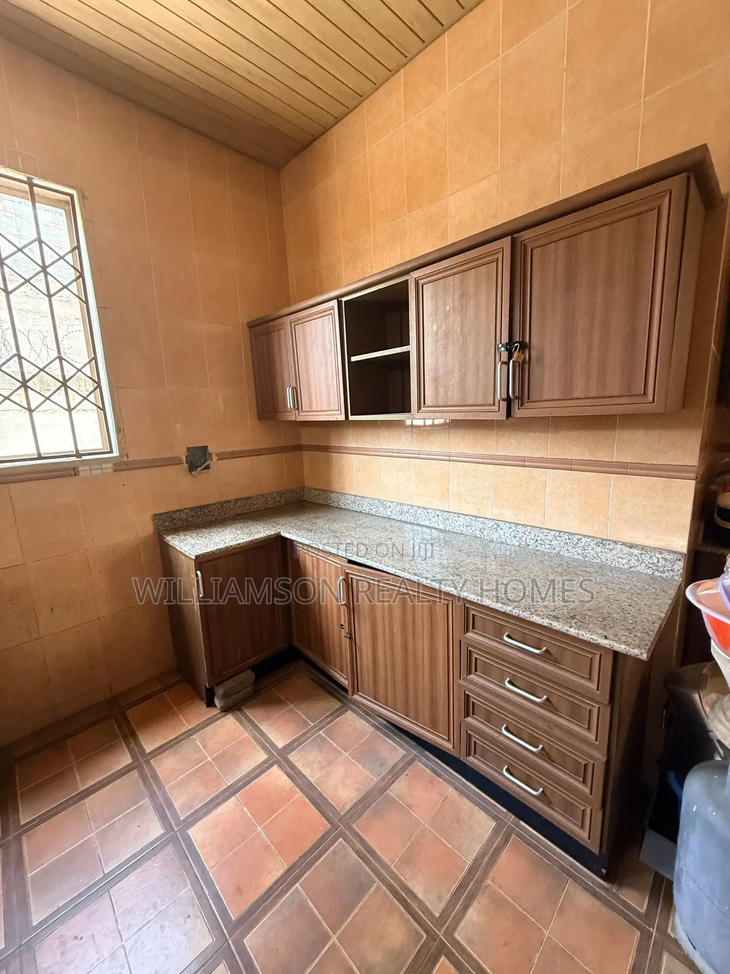 1bdrm Apartment in Hfc Estate Area, Spintex for rent