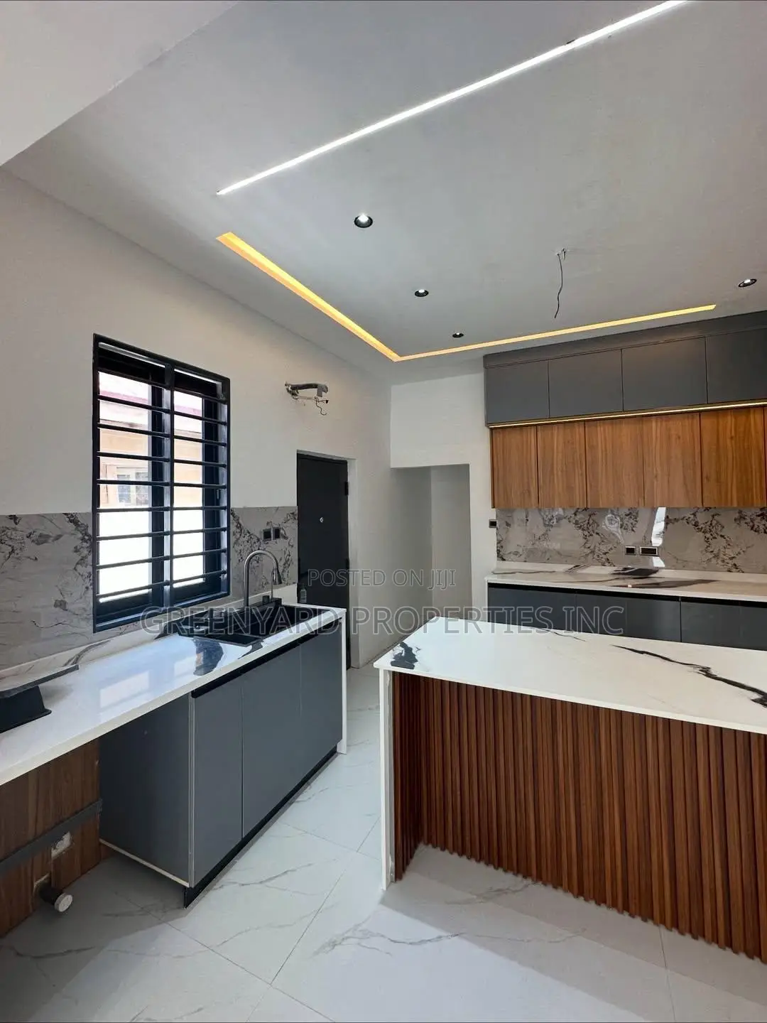 3bdrm House in Lakeside for sale