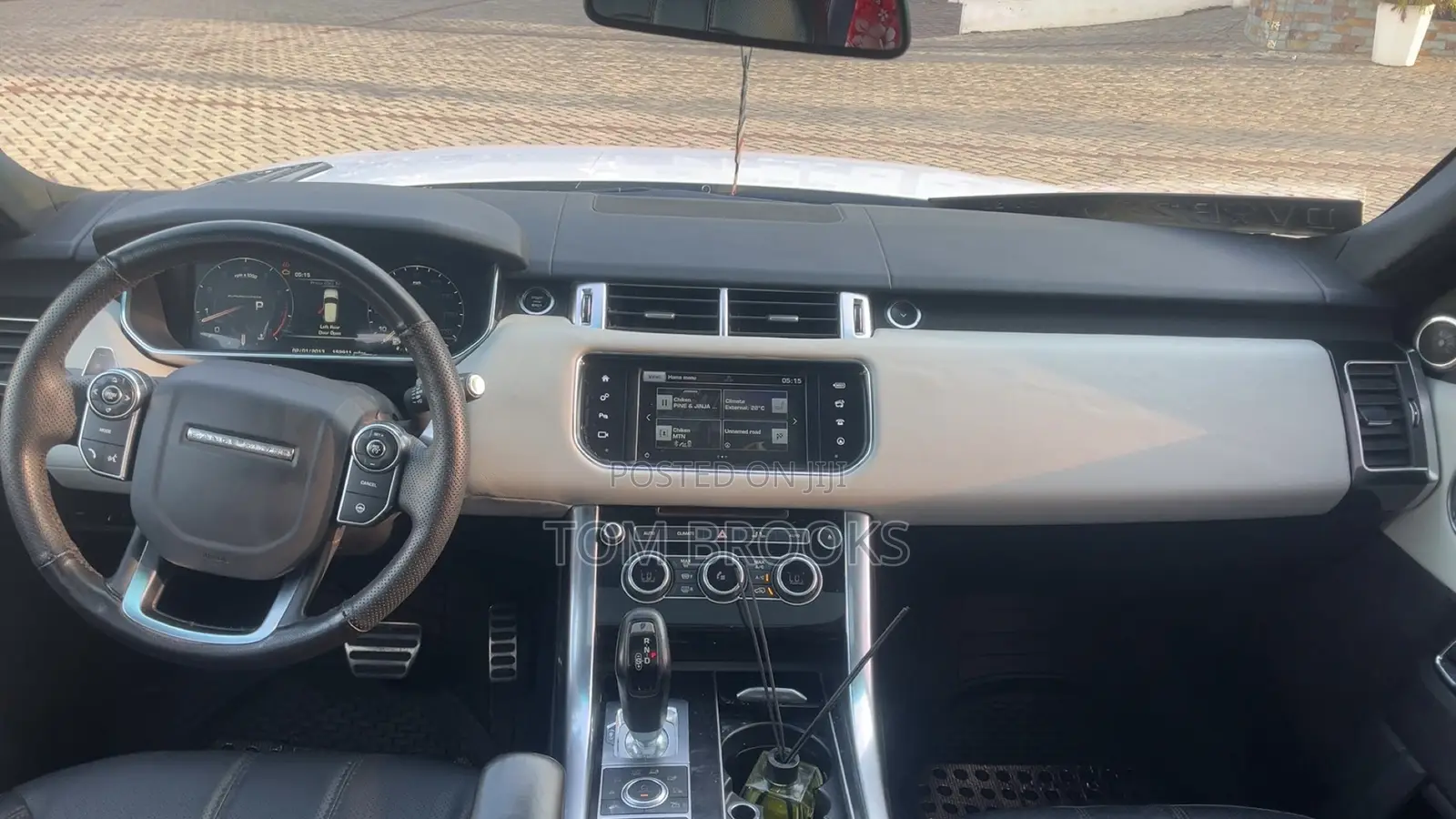 Land Rover Range Rover 5.0L Supercharged 2016 White