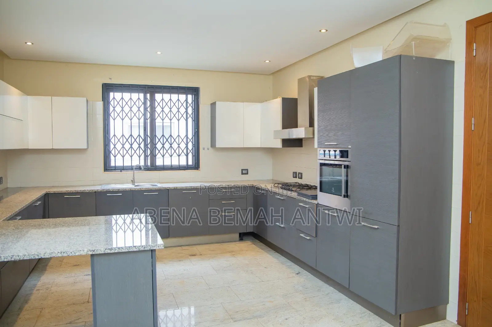 4bdrm House in Fenchley Court, School Junction for sale