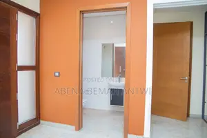 4bdrm House in Fenchley Court, School Junction for sale