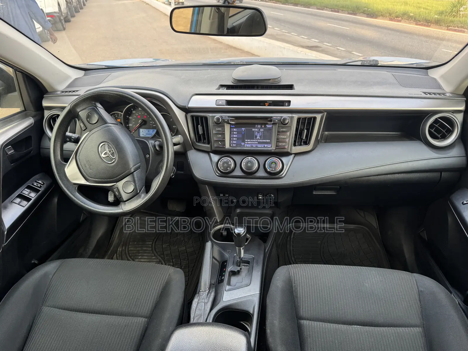 Toyota RAV4 LE AWD (2.5L 4cyl 6A) 2016 Blue