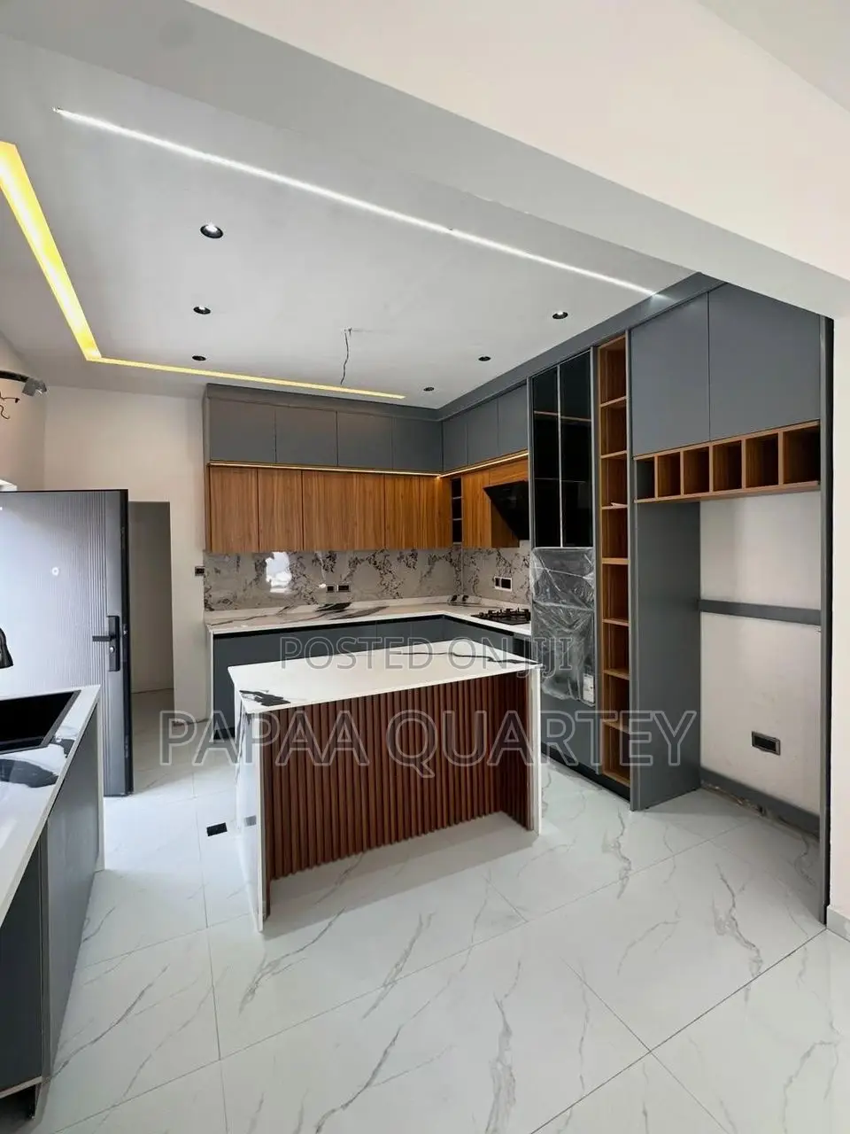 3bdrm House in Lake Side Estate for sale