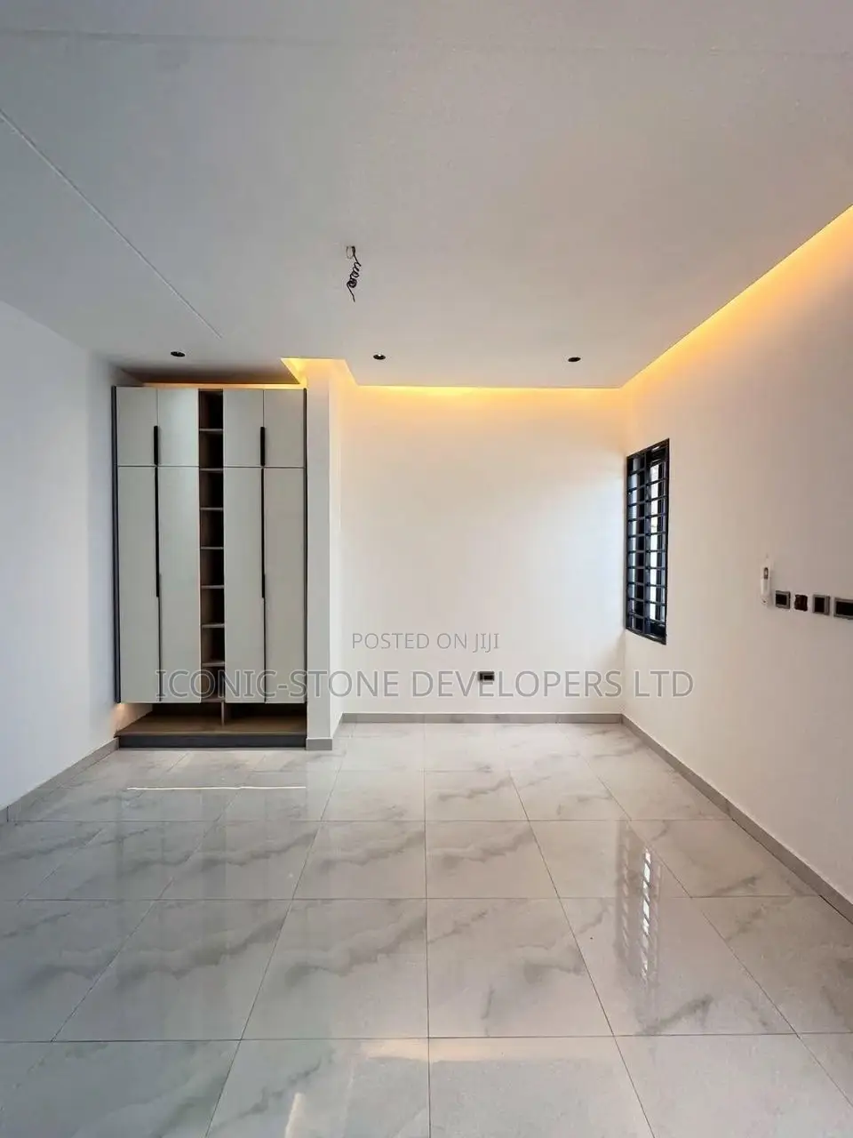 3bdrm House in Ashaley Botwe, Lake Side Estate for sale