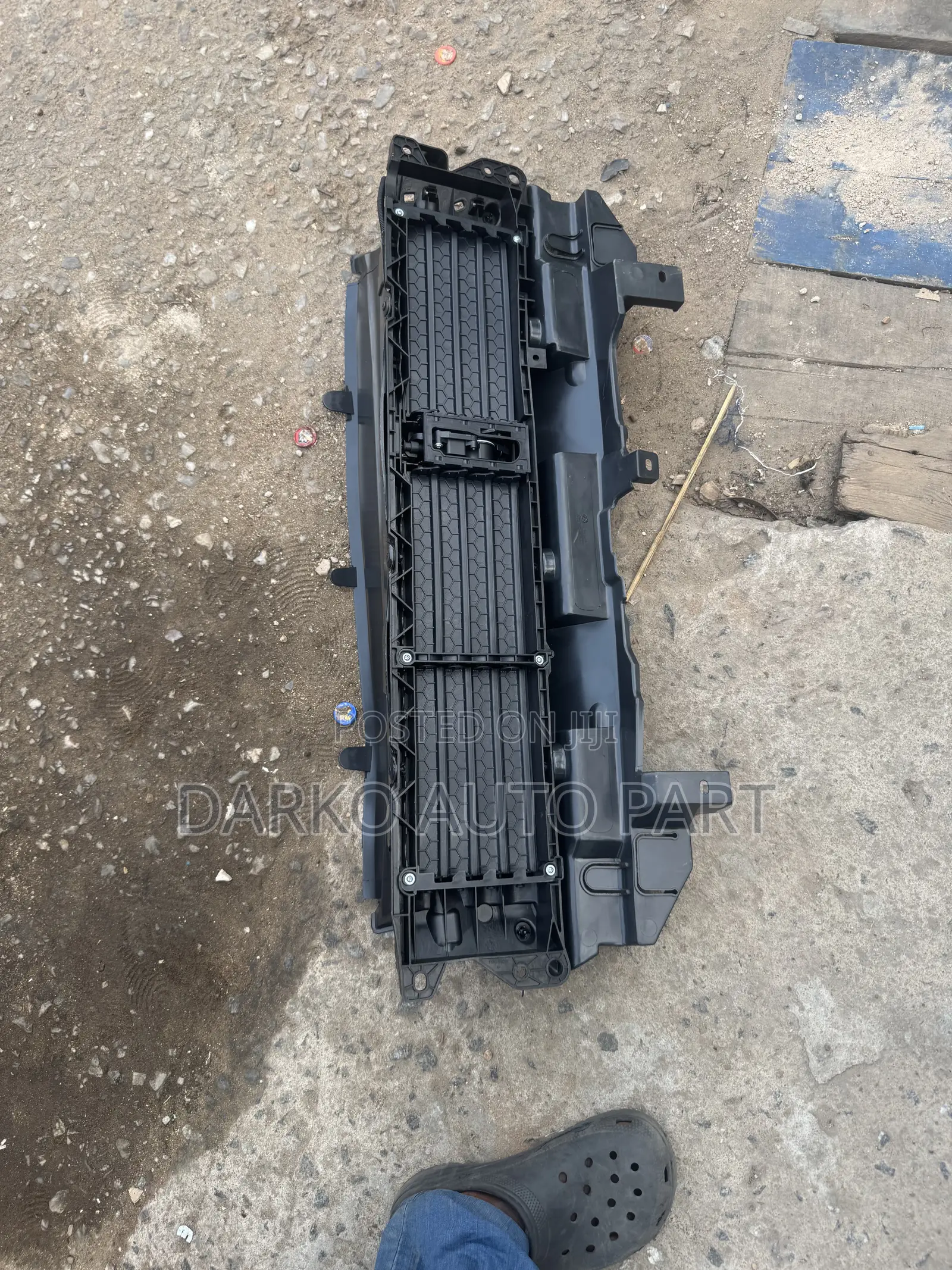 Honda CRV Shatt Grill Available Now