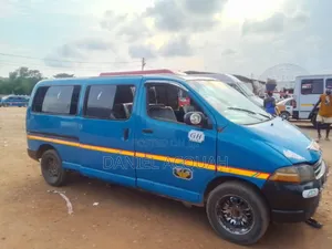Toyota HiAce 2008 Blue