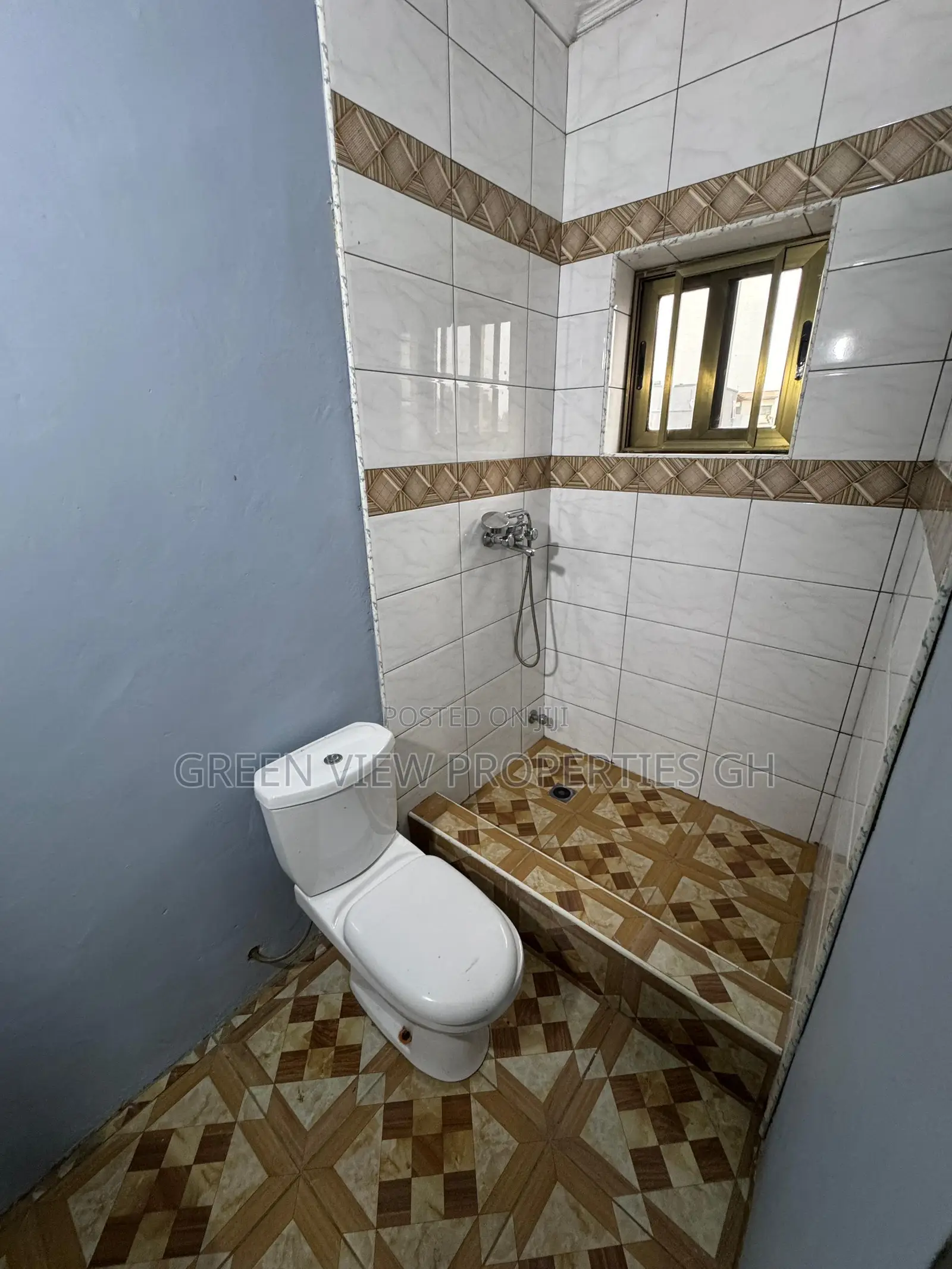 2bdrm Apartment in Mile 7 for rent