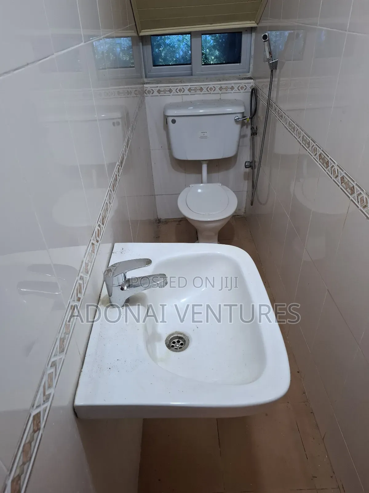 4bdrm House in Santasi Anyinam A1, Kumasi Metropolitan for rent