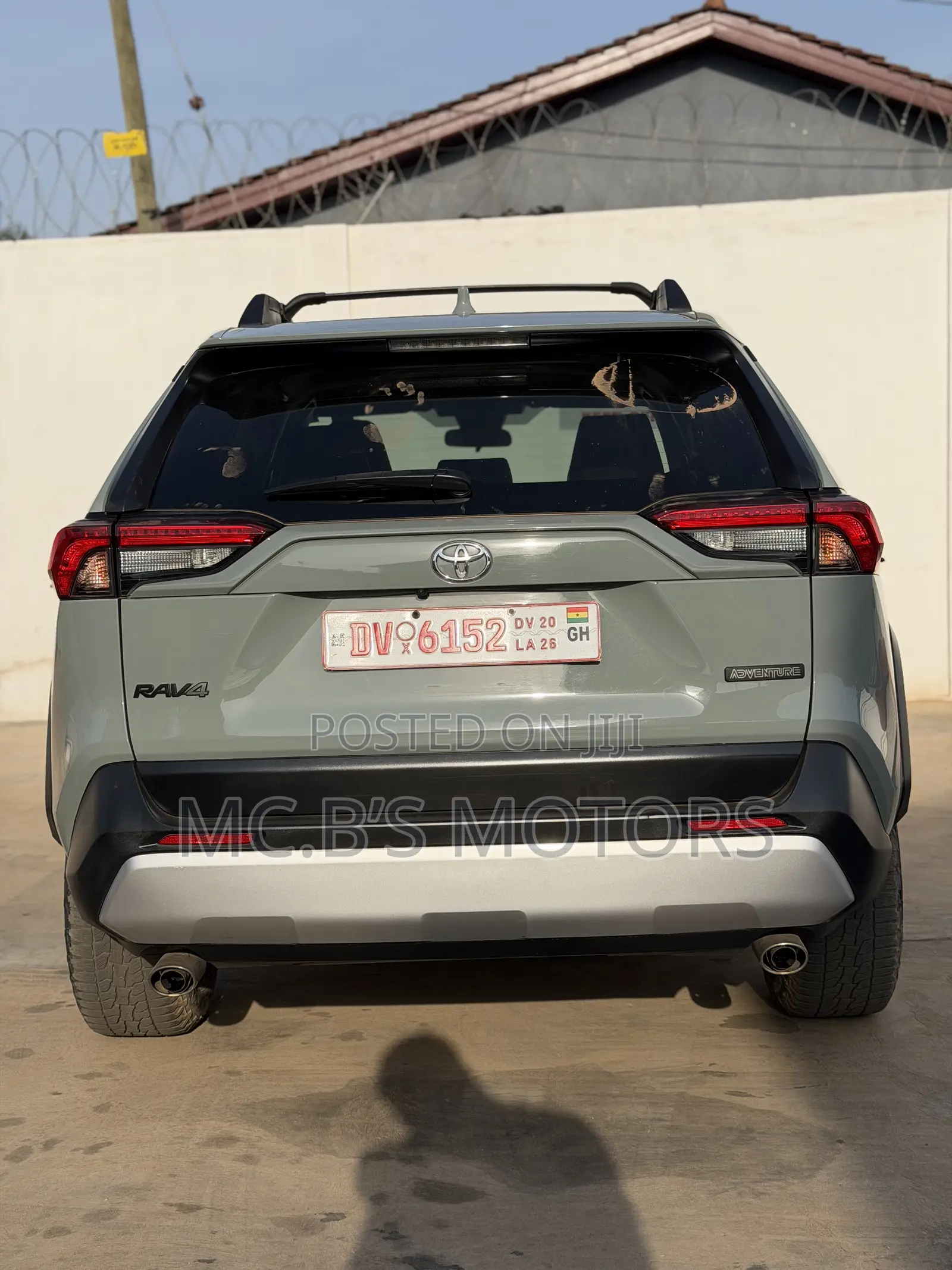 Toyota RAV4 2022 Green