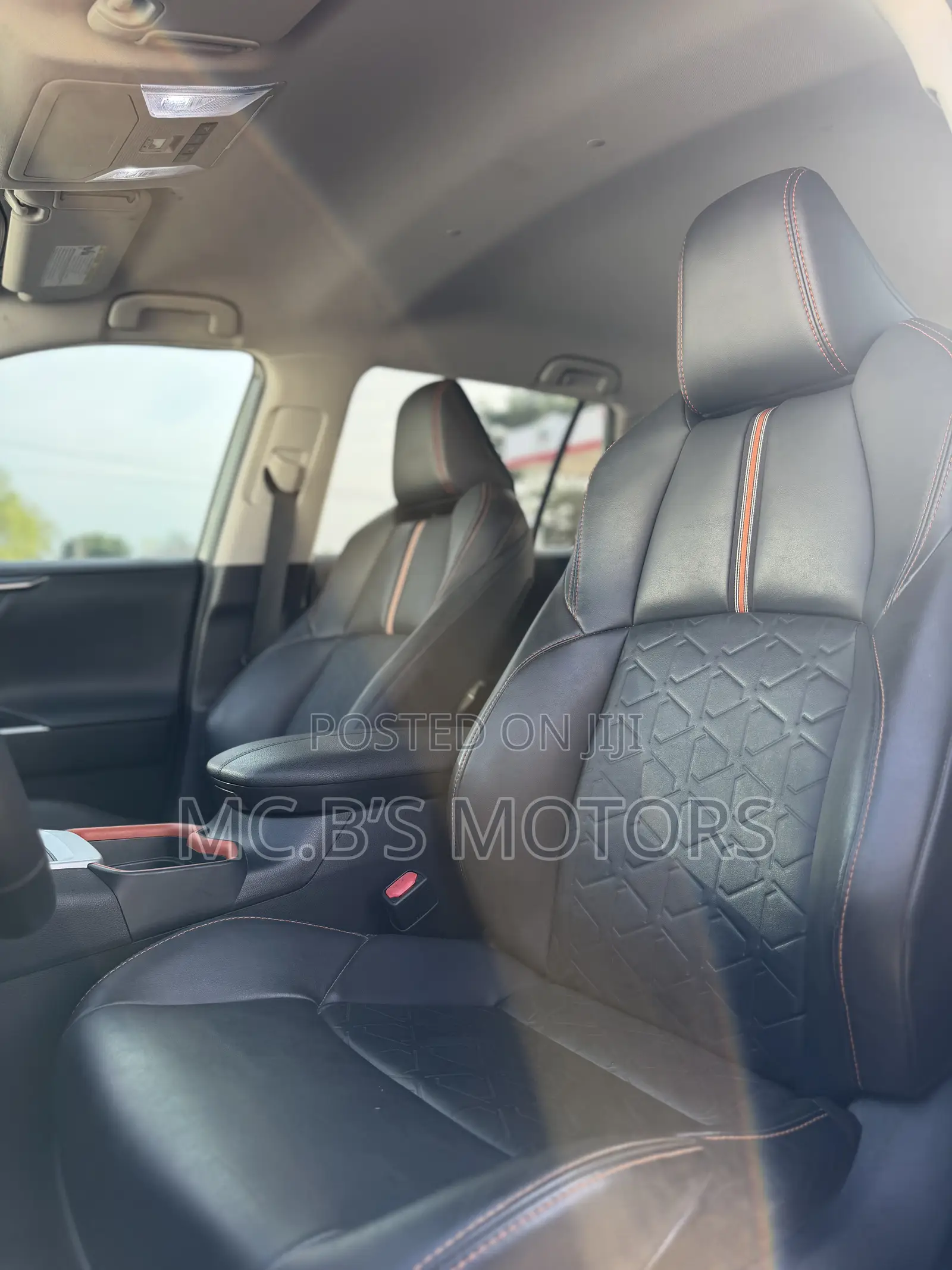 Toyota RAV4 2022 Green