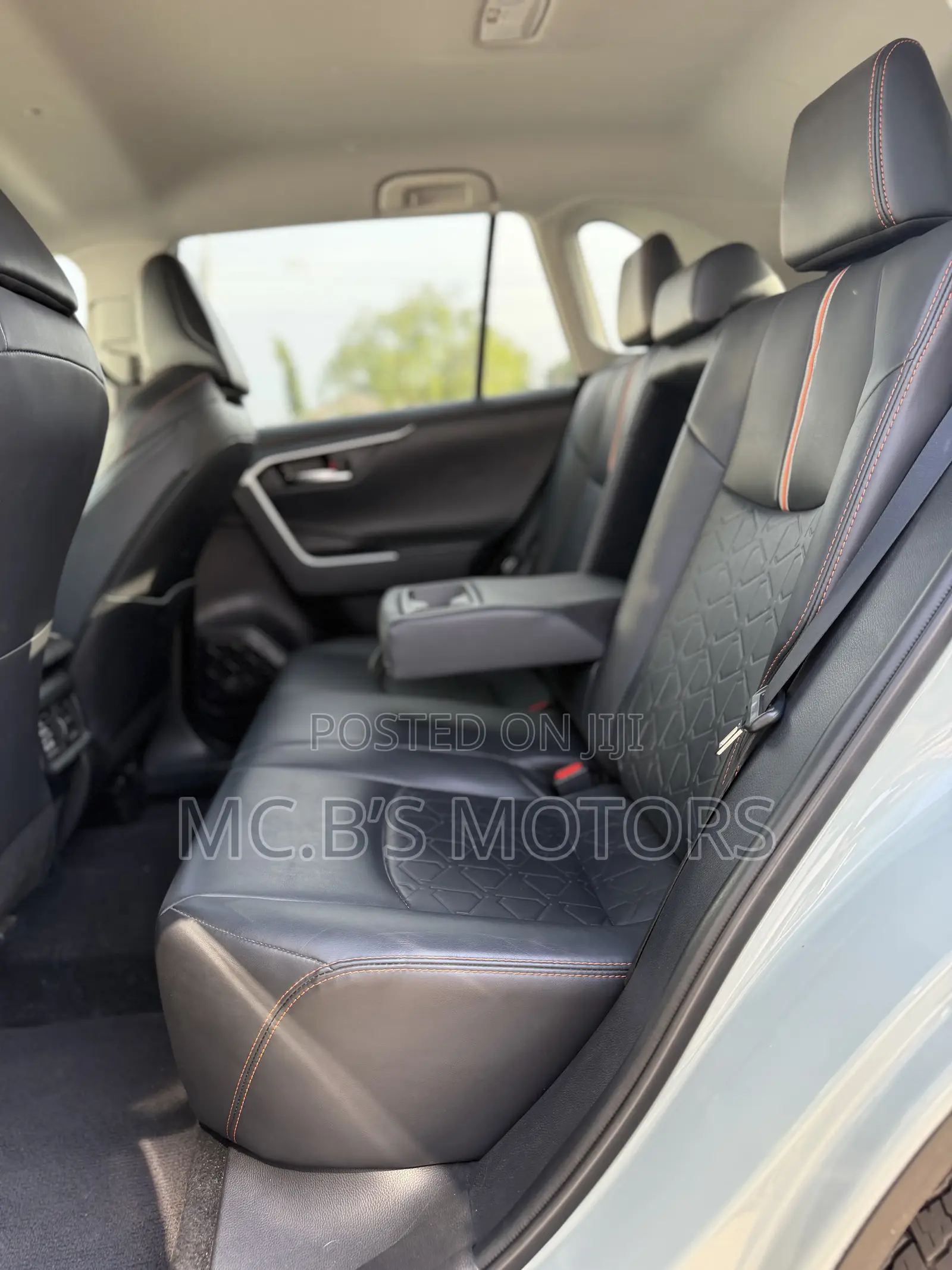 Toyota RAV4 2022 Green
