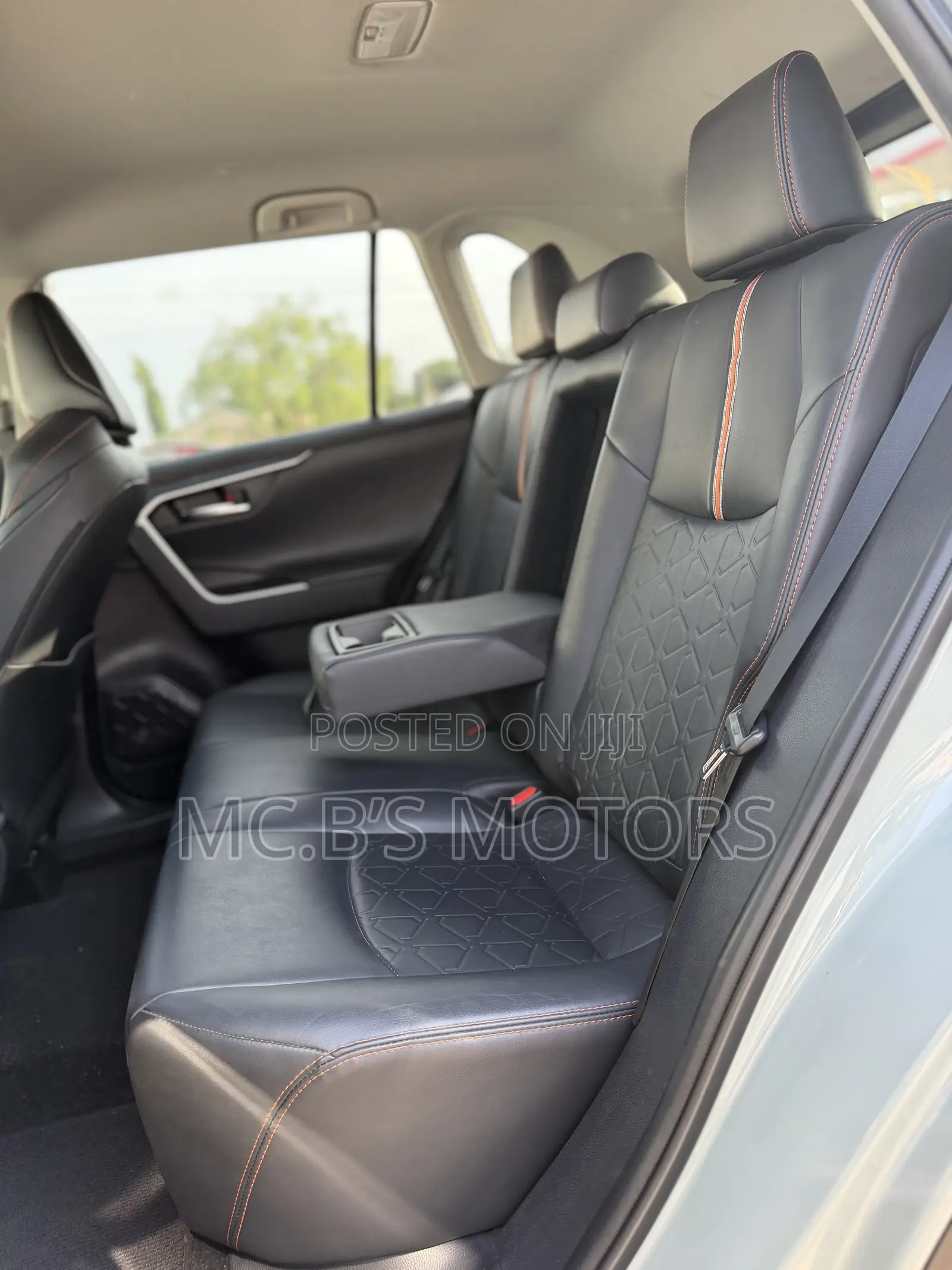 Toyota RAV4 2022 Green