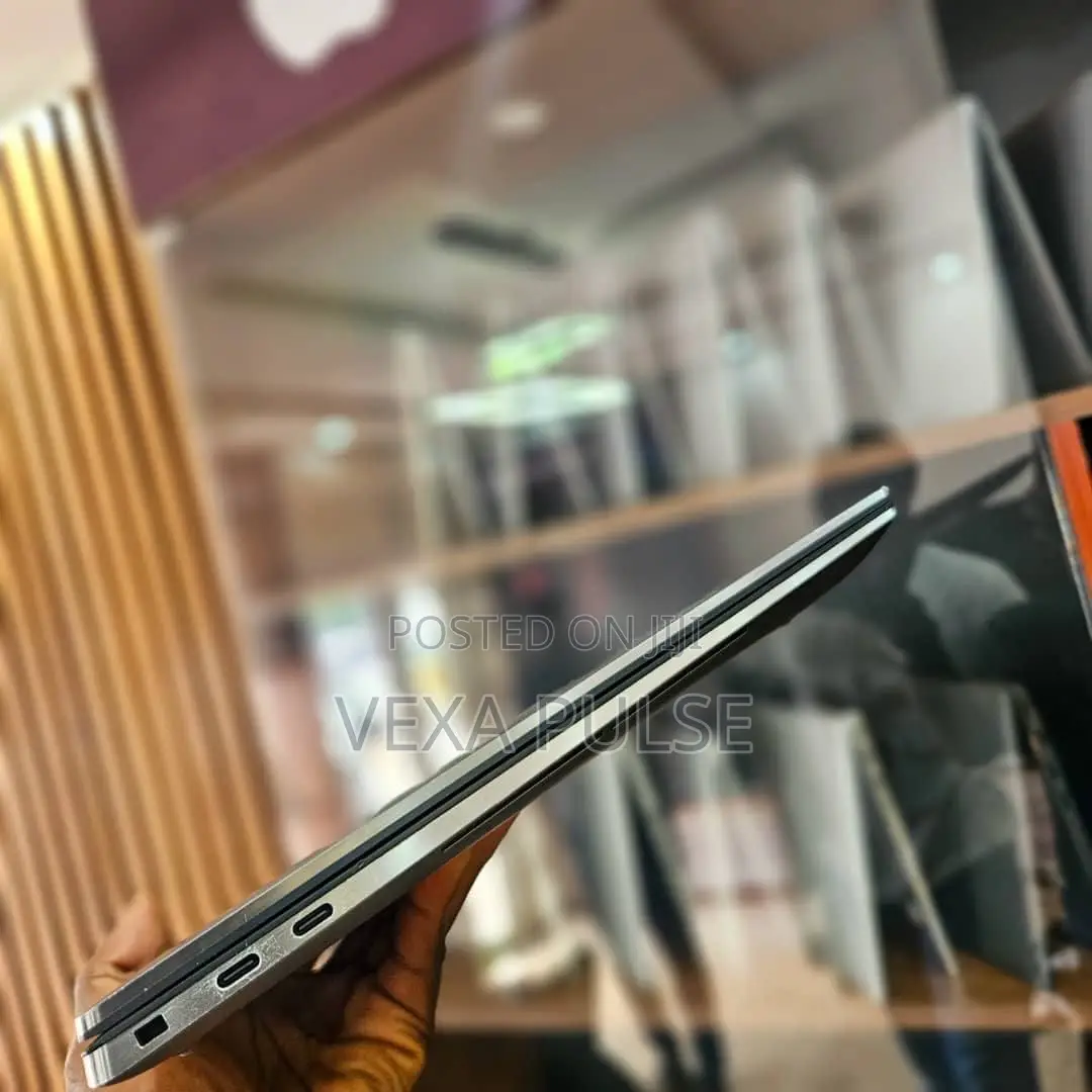 Laptop Dell Precision 5560 32GB Intel Core i7 SSD 512GB