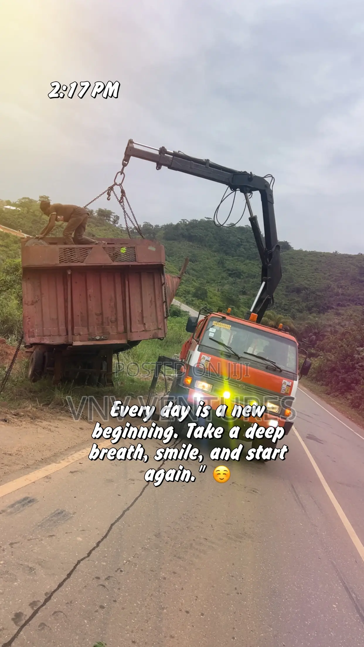 Self Loader Crane Trucks and Towing Trucks for Hiring